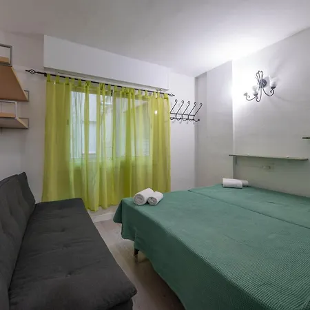 Homeholidaysrentals Gala Calella